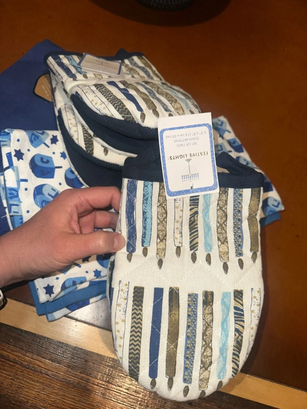 NWT Navy/White Dreidel Print solid blue an festive lights towels and hot pad
